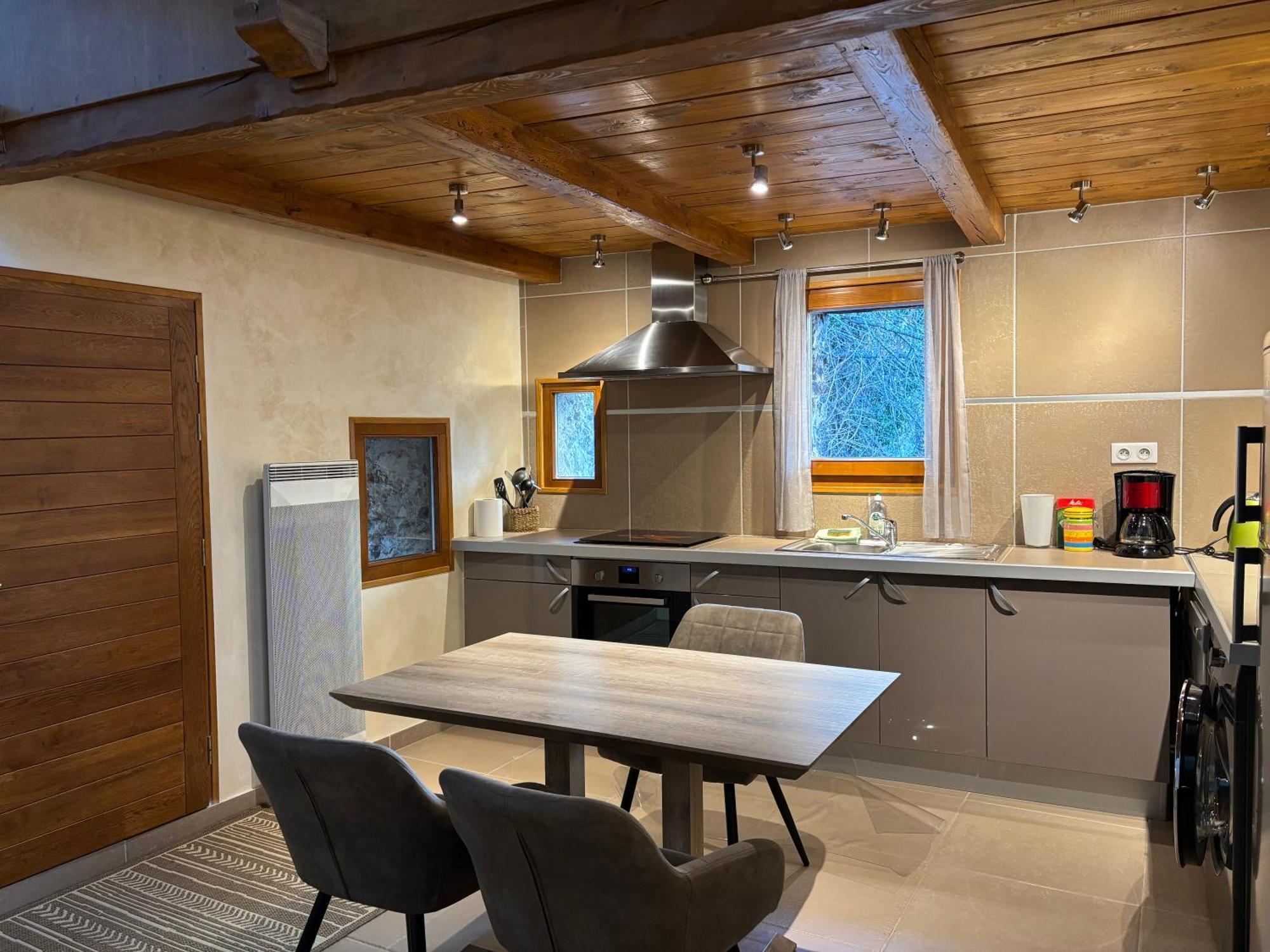 La Feniere Villa Roubion ภายนอก รูปภาพ